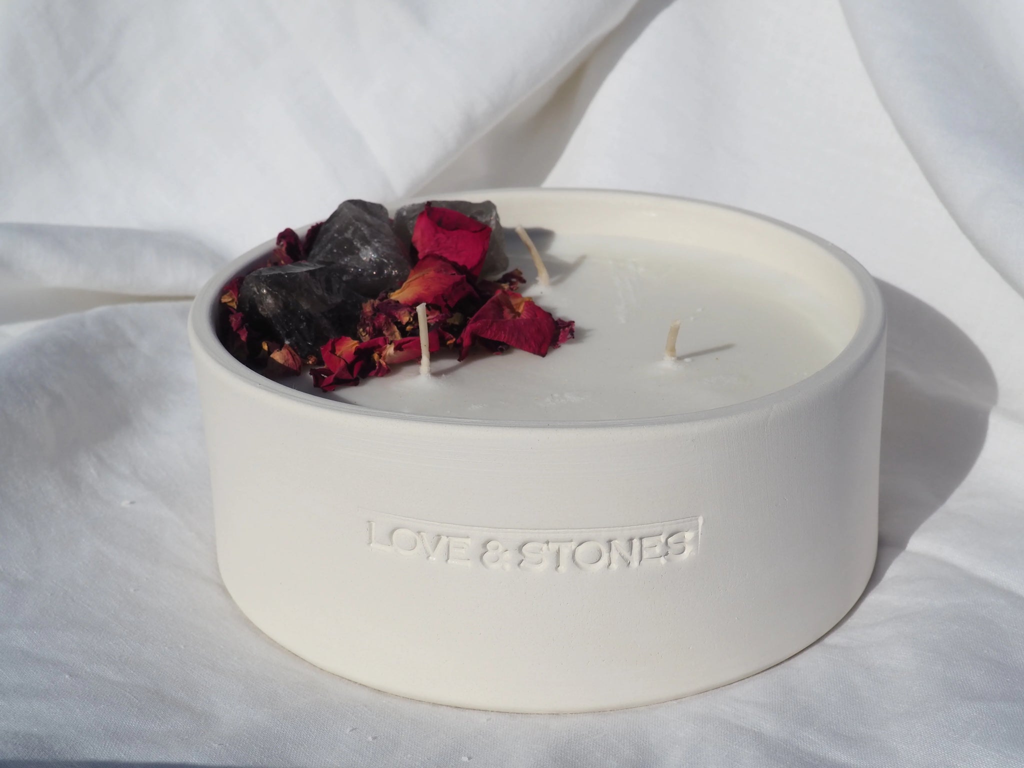 LOVE & STONES - Large Balance White Ceramic Candle 20327